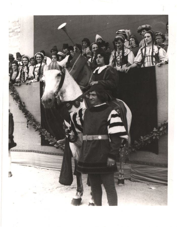 Festa di San Giuliano - quintana 1936, Biblioteca Comunale Mozzi Borgetti